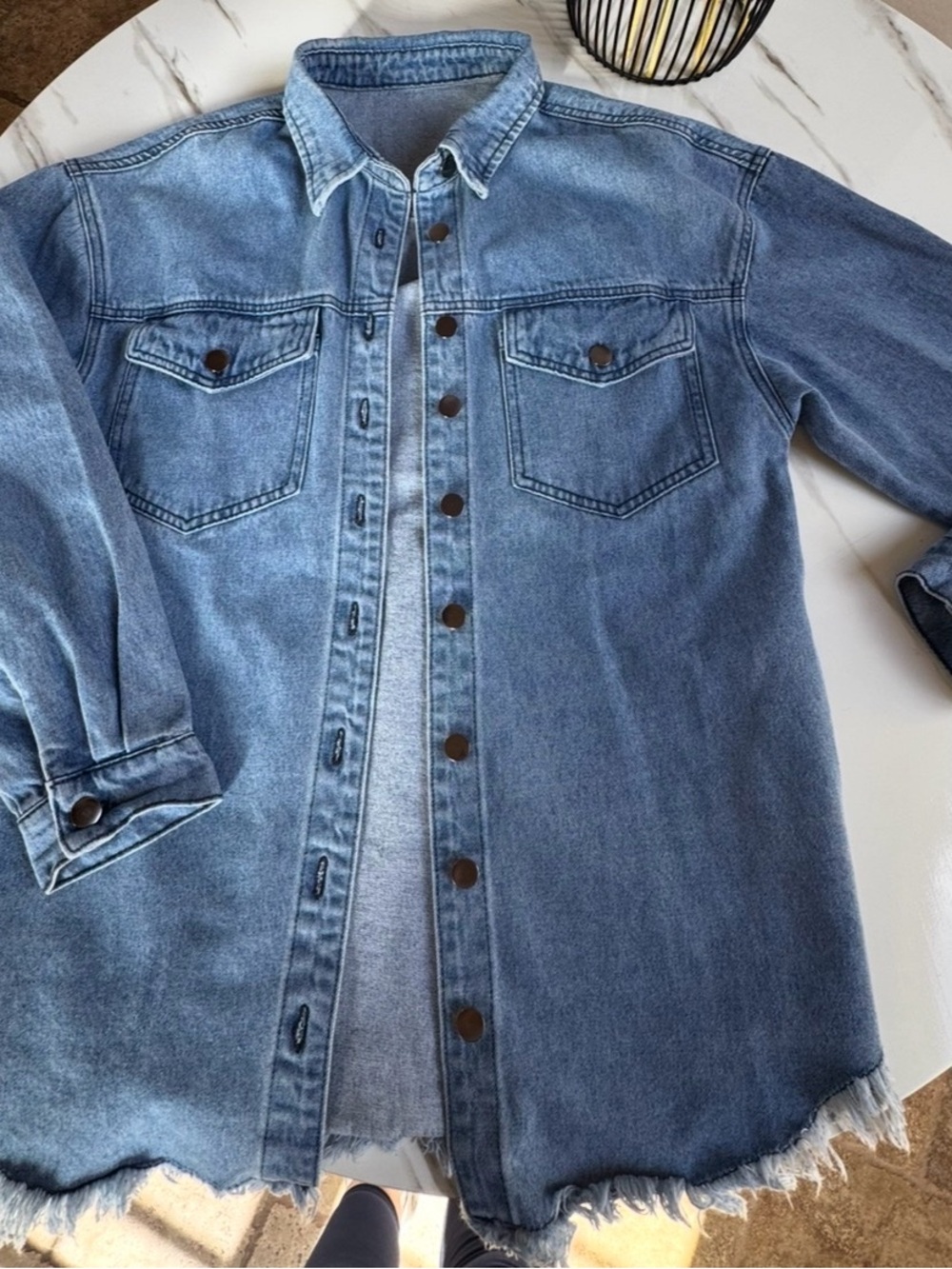 Women's Blue Denim Jean Jacket with Frayed Hem - Picture 5 of 10